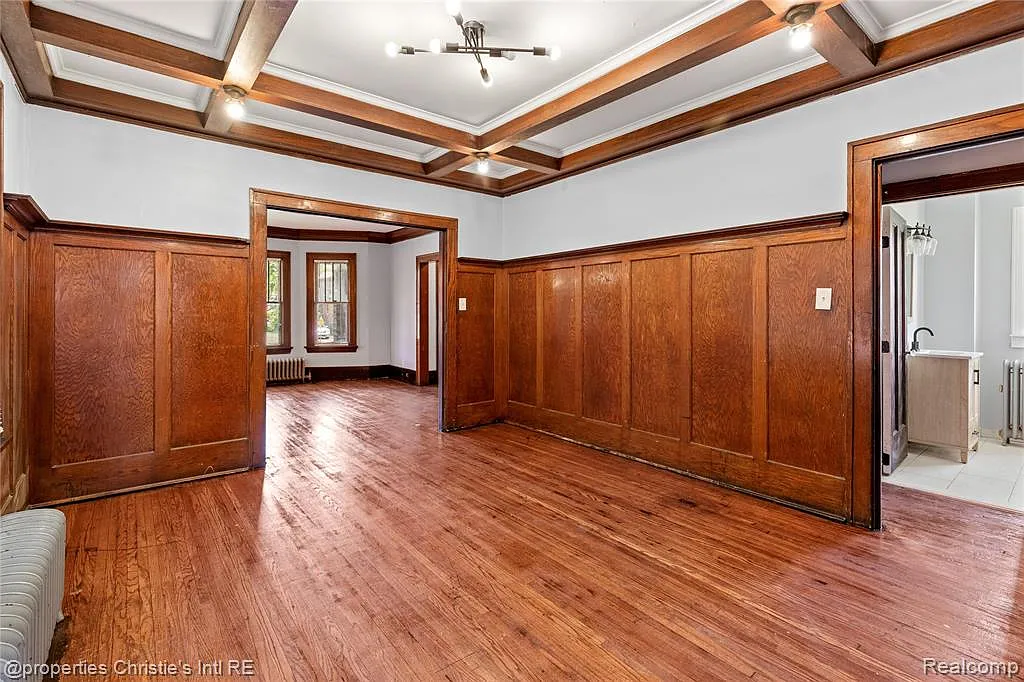 2 bed, 1.0 bath, 1235 sqft, $1,250 — Photo 4