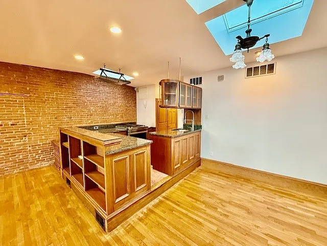 17 Holyoke St #2 — Photo 9