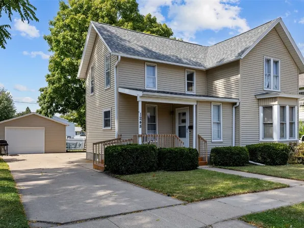 1248 10th St, Marion, IA 52302