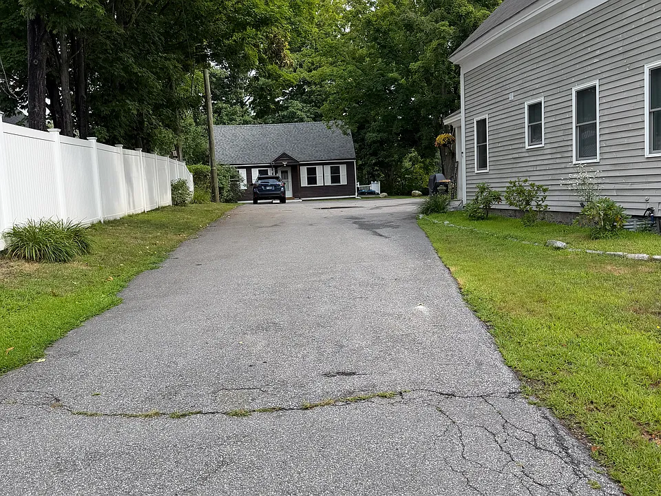 14A Floral Ave