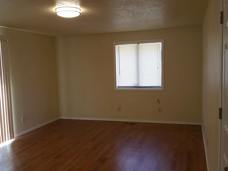 3617 Silverstone Dr NE — Photo 4