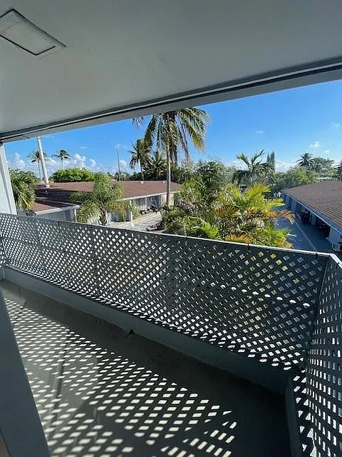 1 bed, 1.0 bath, 680 sqft, $1,550 — Photo 2