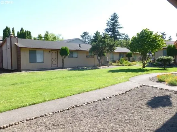 3215-3219 SE 136th Ave, Portland, OR 97236