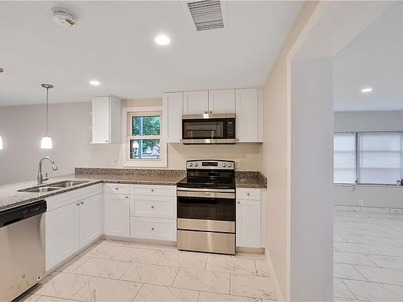 5th image of 3012 N 46th St
