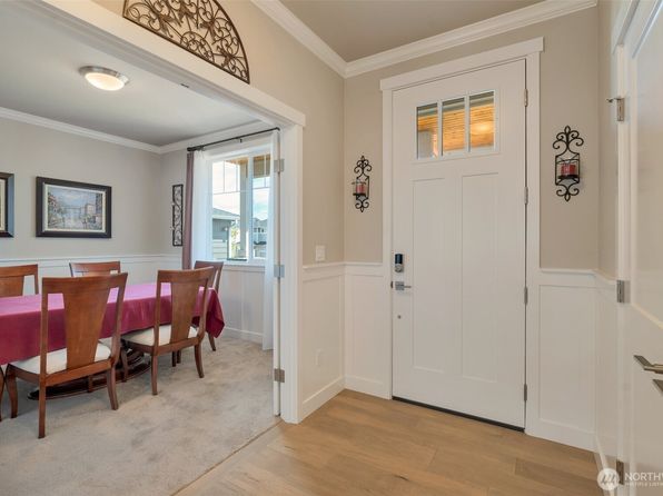1436 Baker Heights Loop, Bremerton, WA 98312