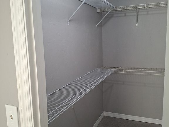 3rd image of 417 S Duss St