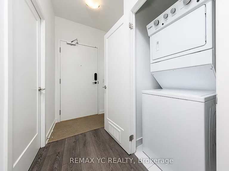 95 Oneida Cres #305 — Photo 12