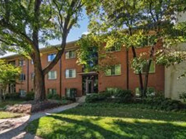 10404 Rockville Pike APT 401, Rockville, MD 20852