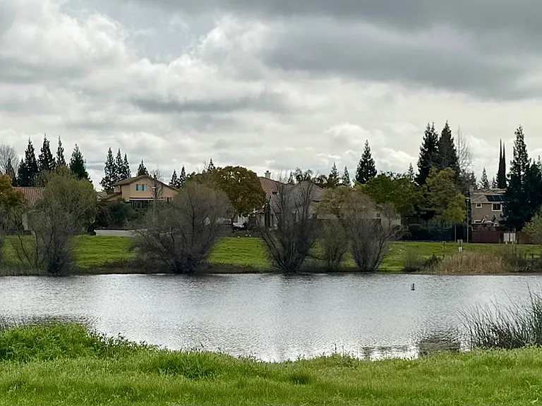 1020 Mallard Cir #B — Photo 30