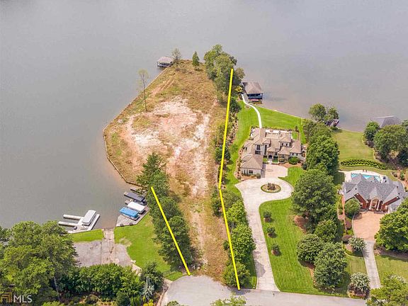 3rd image of 3133 Lake Park Dr #23