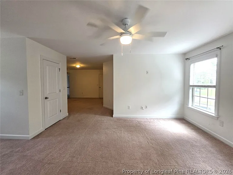 131 Old Glory Ln — Photo 33