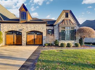 16 Bonhomme Grove Ct, Chesterfield, MO 63017