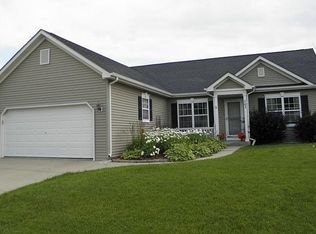 705 S Balsam Dr, Elkhorn, WI 53121