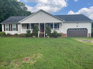 2896 Battleground Rd, Cowpens, SC 29330