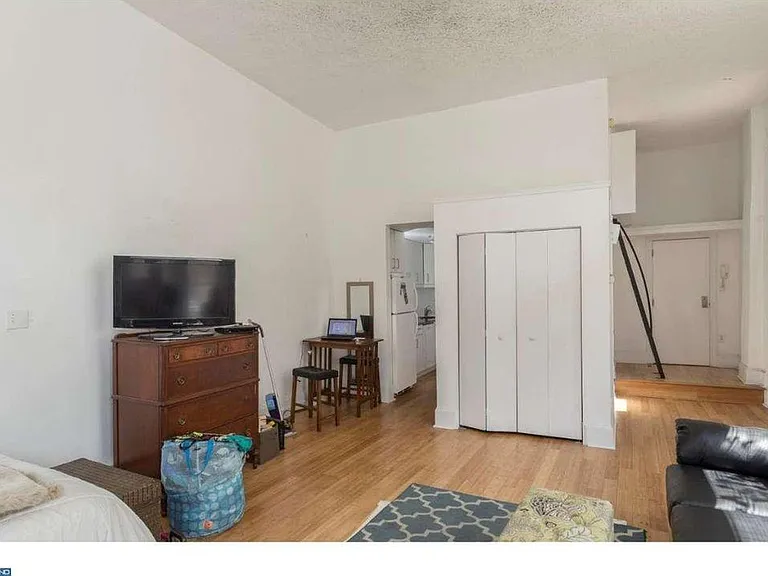 719 S 8th St #1 — Photo 2