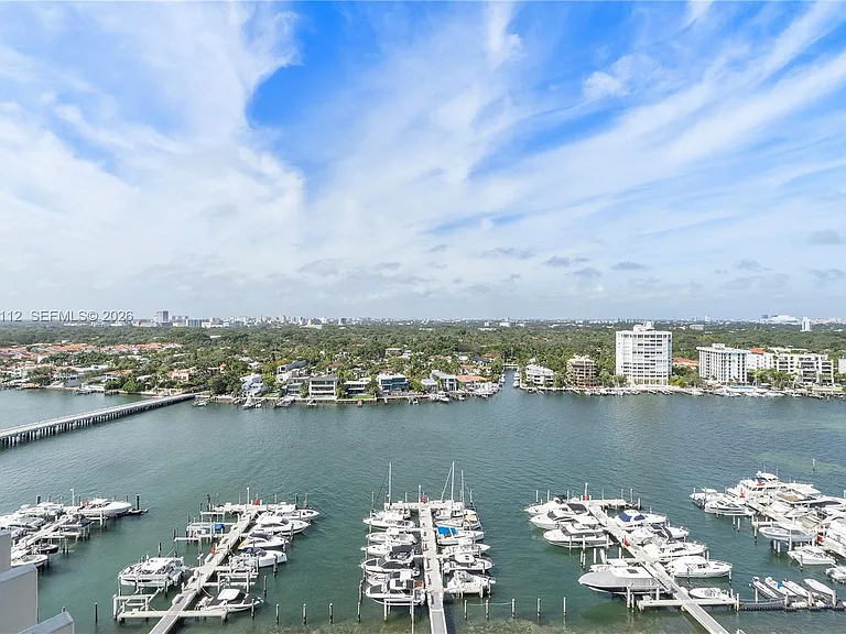 2 Grove Isle Dr #BPH10 — Photo 4