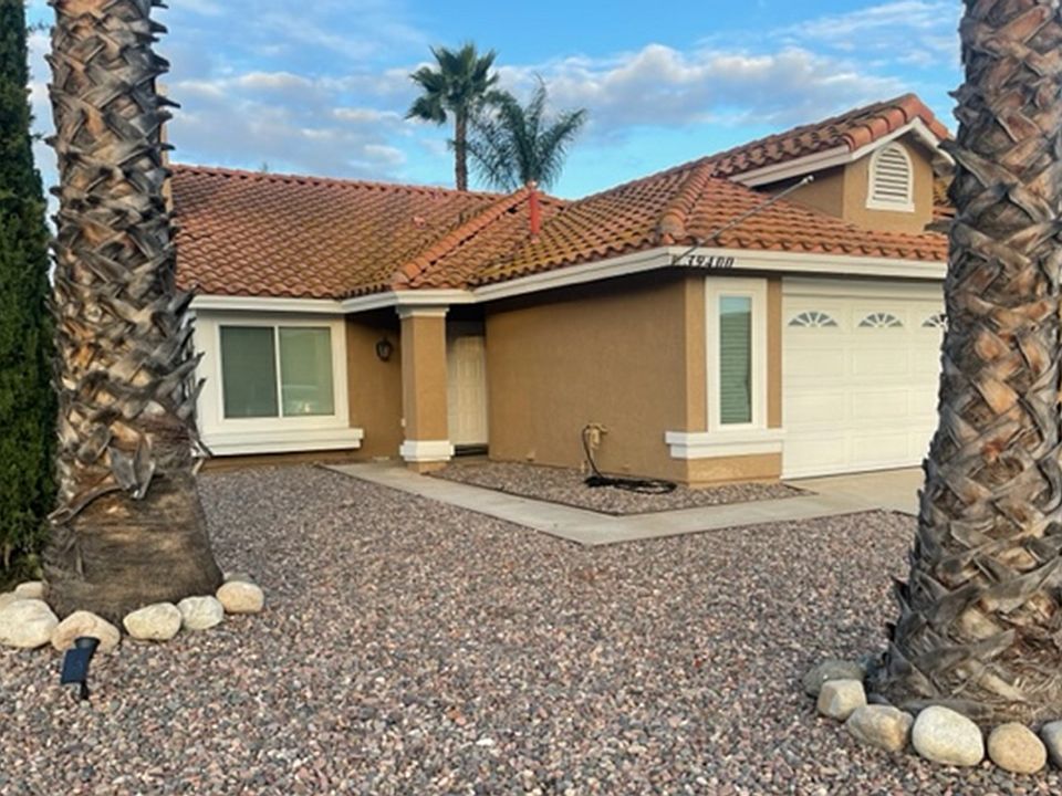 1st image of 39400 Medina Ct