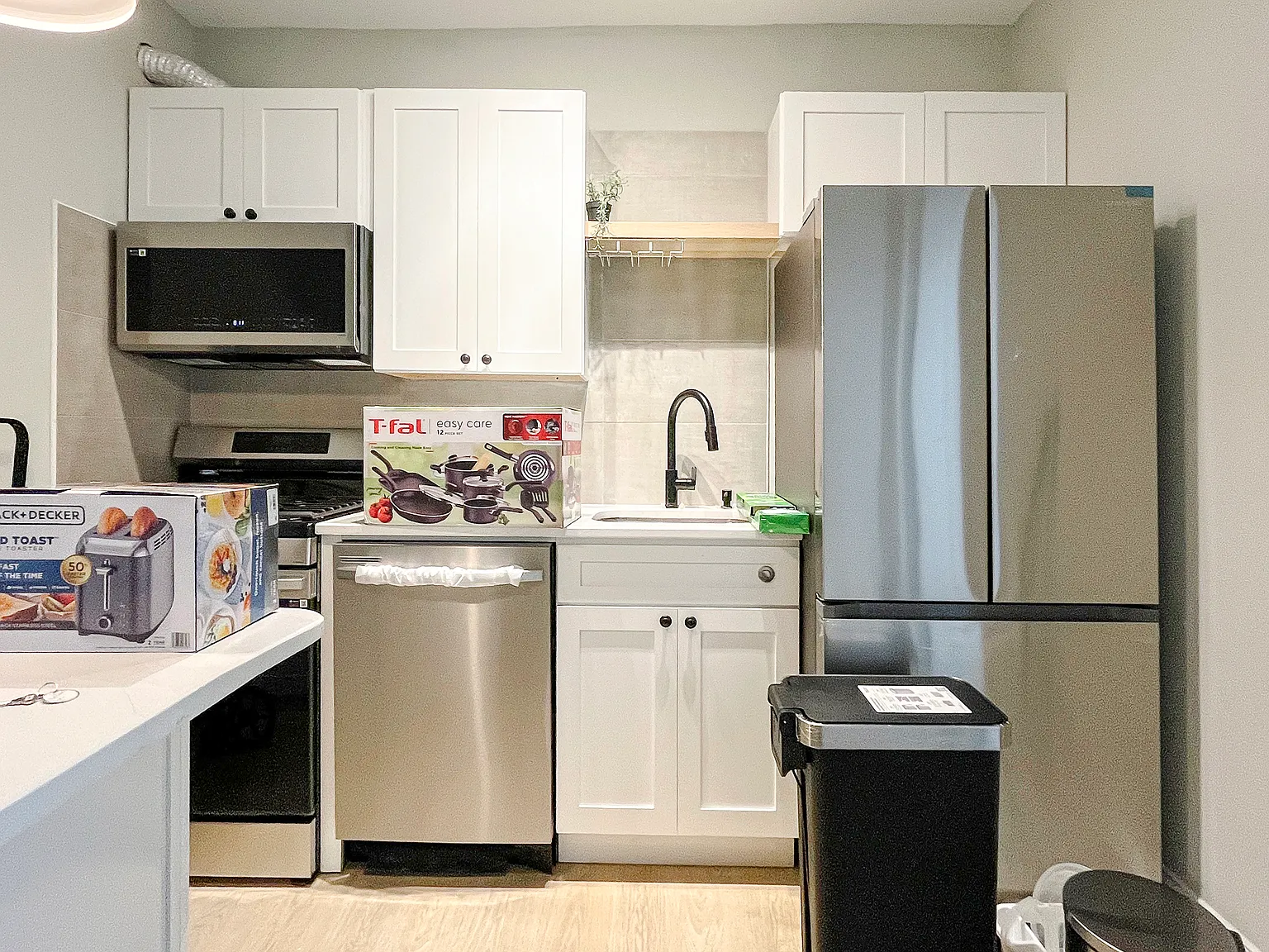 2 bed, 480 sqft, $1,600 — Photo 3