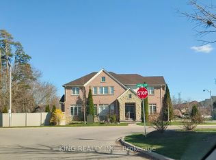 3 Xavier Ct, Brampton, ON L6Y5S1