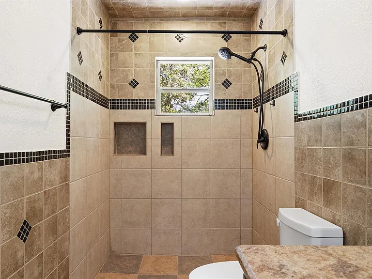 6802 Villita Avenida St — Photo 18