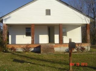 311 27th St SW, Hickory, NC 28602