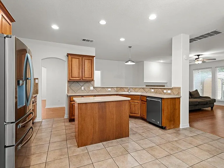 2304 Village View Loop — Photo 13