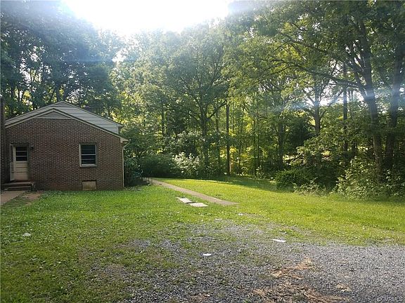 3rd image of 2807 Anderson Hwy