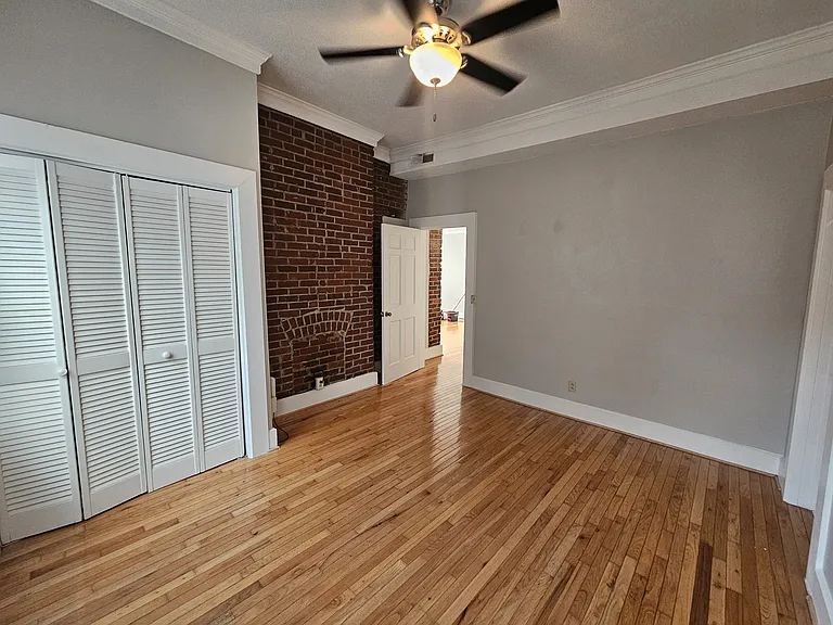 607 Lindsay St #4 — Photo 6