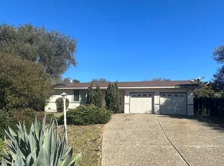 9590 S Century Oak Rd, Salinas, CA 93907