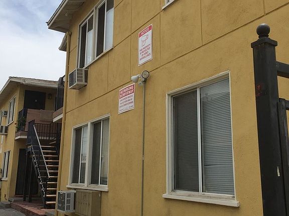 2nd image of 7102 Ethel Ave APT 1