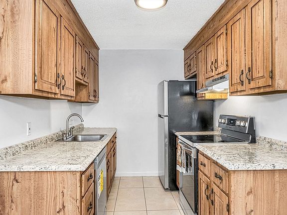 5th image of 440 North Ave APT 202