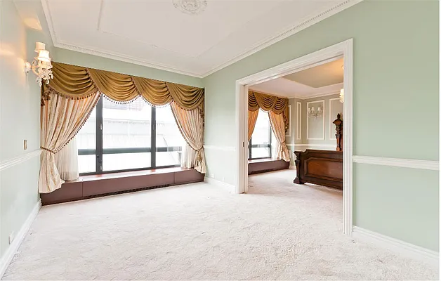 Sold by Nest Seekers International | media 43