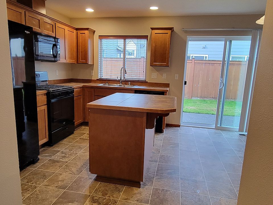 1st image of 10021 2nd Pl SE