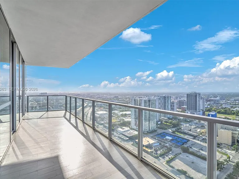 1100 Biscayne Blvd #4308 — Photo 27