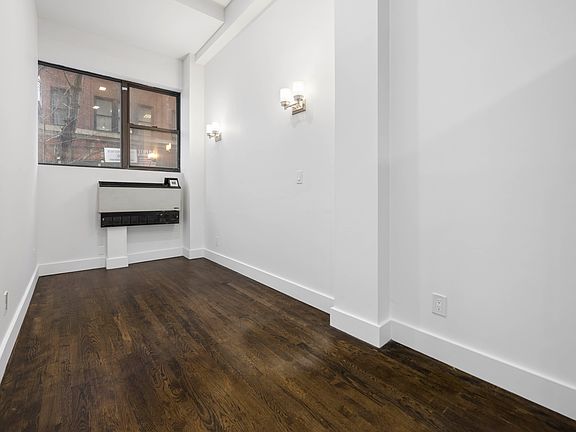 2nd image of 213 E 37th St #1JJ