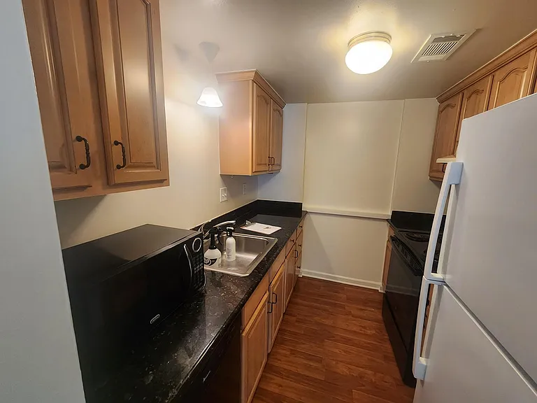 4375 Fairlands Dr #5 — Photo 4