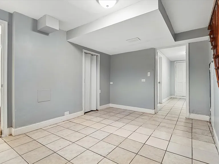 3914 Erdman Ave #1 — Photo 16