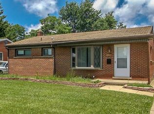 27034 Ford Rd, Dearborn Heights, MI 48127