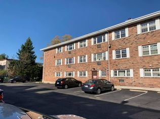 70 Craigie St #22, Somerville, MA 02143
