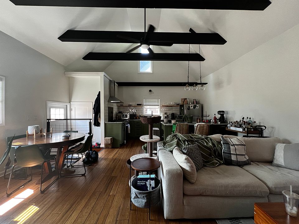 1st image of 1417 Auburn Ave #3