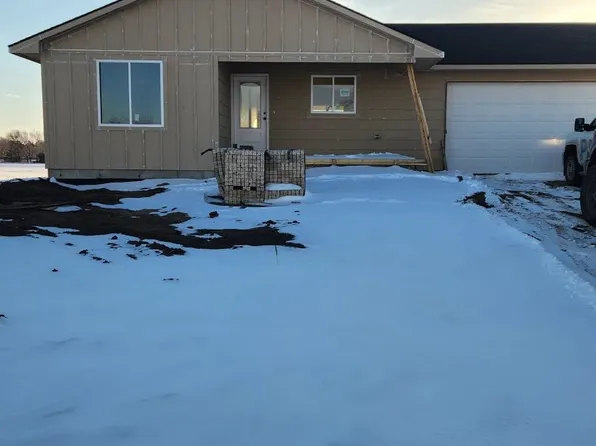 304 S Commercial Ave, Sedgwick, KS 67135