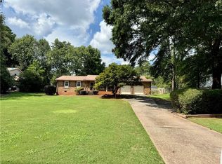 164 Hawkins Store Rd, Kennesaw, GA 30144