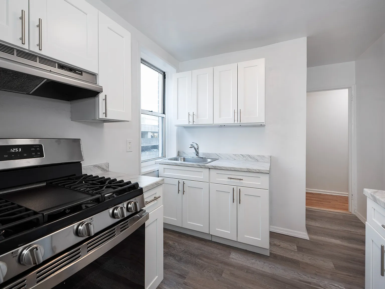 40 Barker Avenue — Photo 3