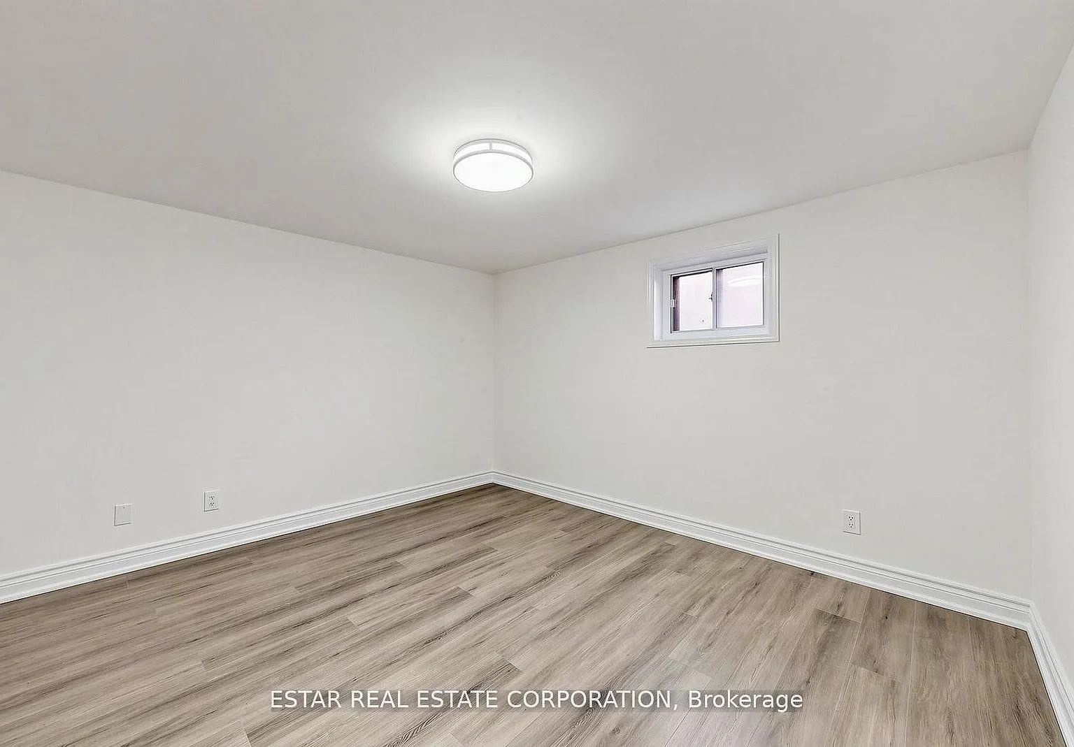 4 bed, $2,200 — Photo 4