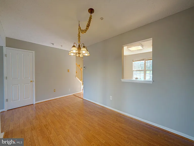 9314 Lawson Ln — Photo 12
