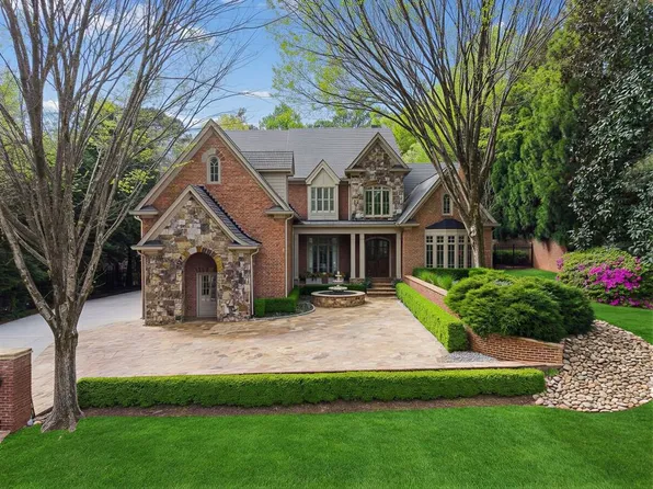 4966 Long Island Dr NW, Sandy Springs, GA 30327