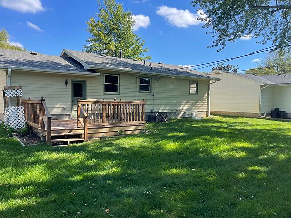 2nd image of 207 N Boxelder St