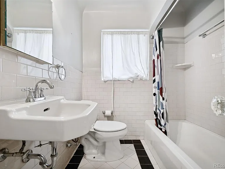 754 Krameria St — Photo 16