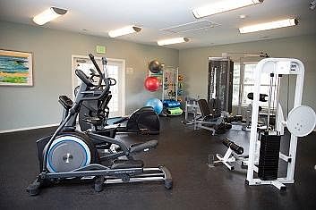 2nd image of 2111 Arbor Cir W APT 204