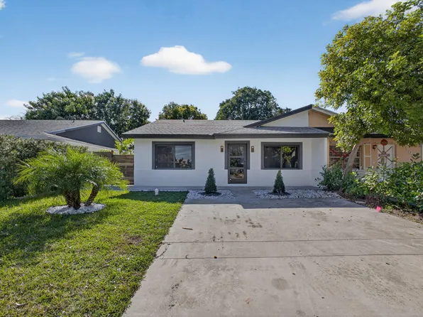 3900 Kenas Street, West Palm Beach, FL 33403